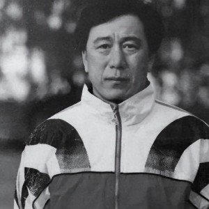 乐鱼app-他是中国足球教父，徐根宝是他的徒弟，93岁精神矍铄，桃李满天下