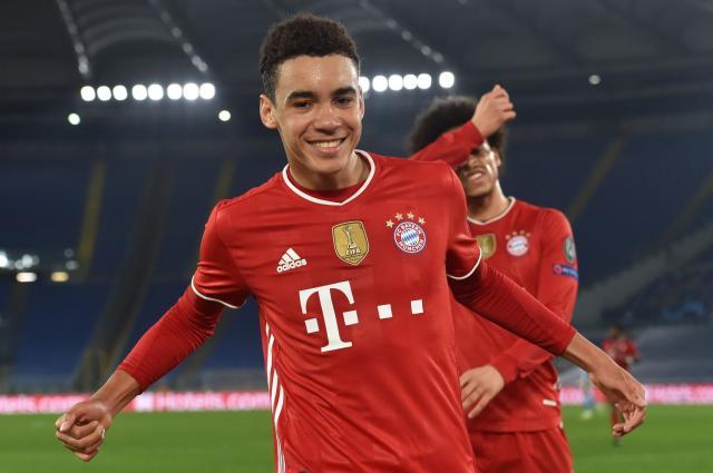 1614113788062083488.jpg Eu8DszOXYAAYskQ.jpg